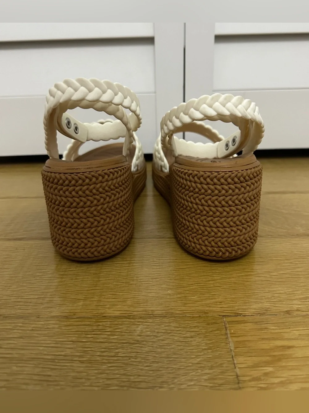Crocs Brooklyn Woven Strappy Wedge Sandals White Size 7